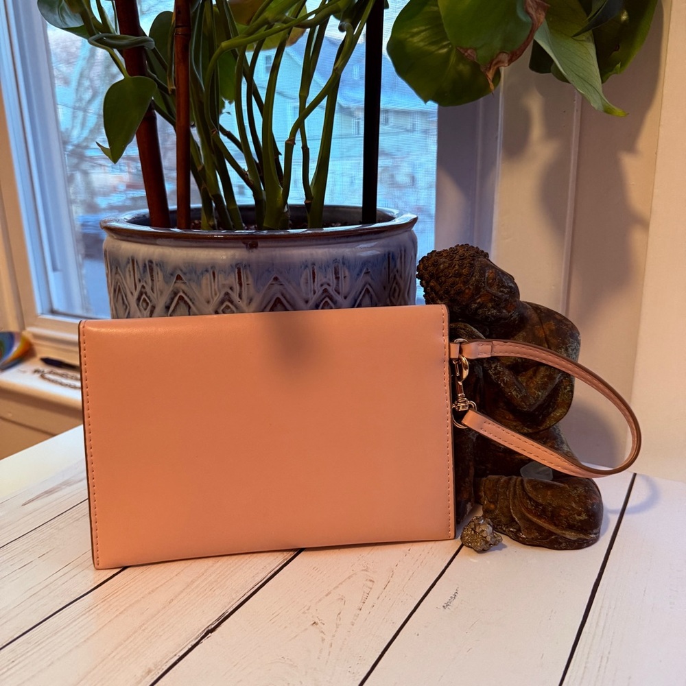 Stella McCartney | Dusty Pink Vegan Leather Wristlet/Clutch - Picture 2 of 10
